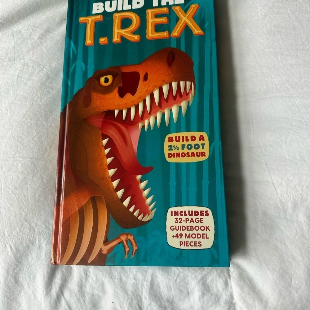 Smithsonian Build the T. Rex Educational Kit